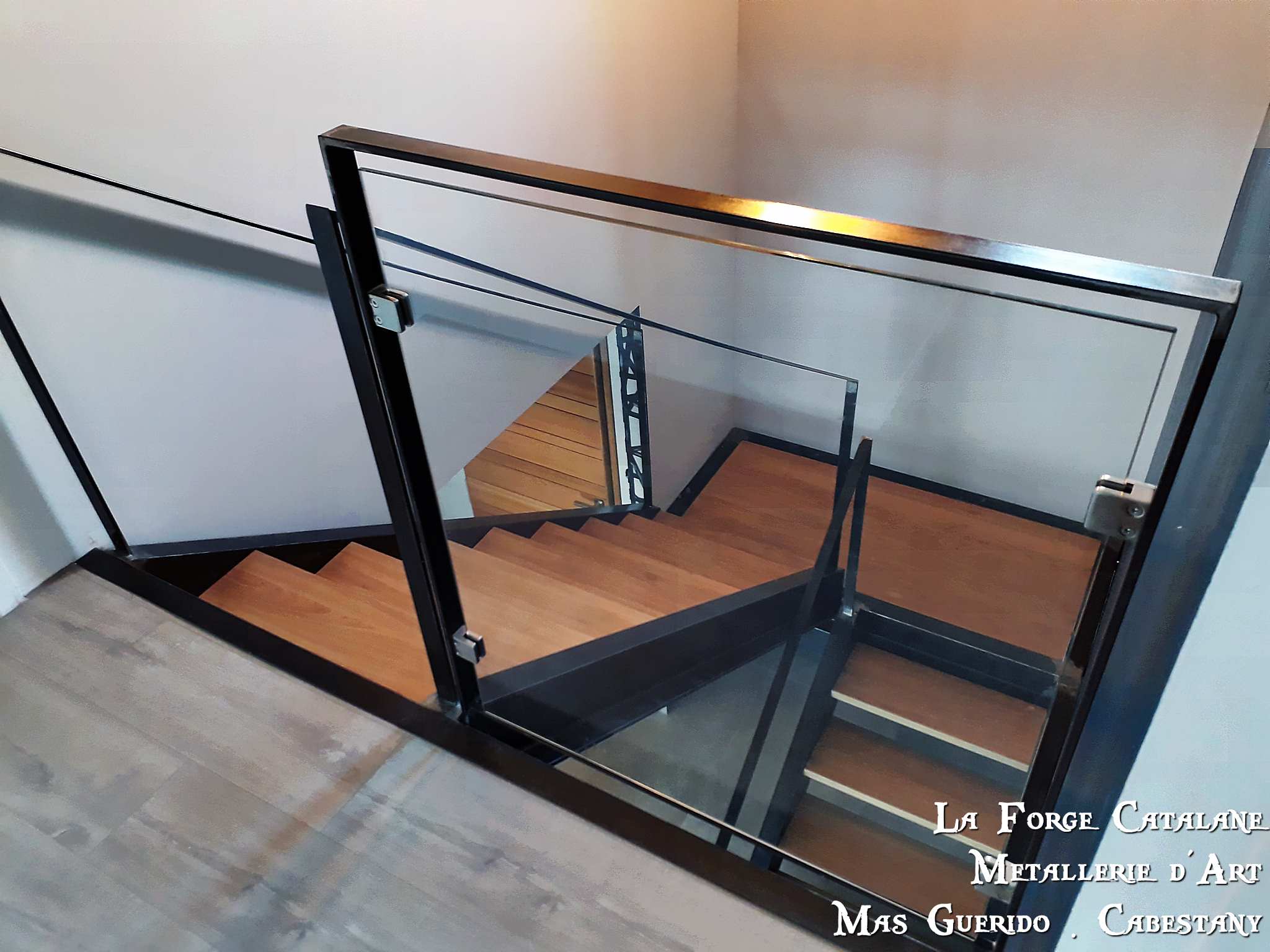 escalier double limons peripherique IPN marches bois fer forge catalane  (4).jpg